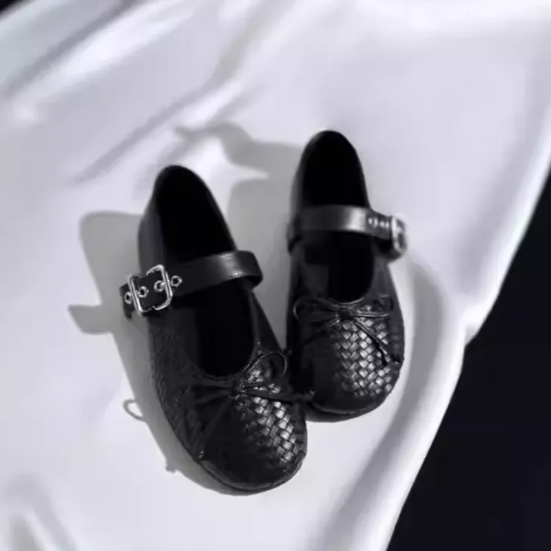 

Новые весенние женские туфли Мэри Джейн на плоской подошве с круглым носком, женская обувь на плоской подошве с пряжкой и ремешком из натуральной кожи, Sapato Feminino