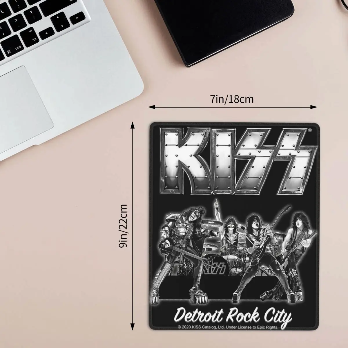 Kiss Rock Band Retor 7x9 in 22x18 cm Mouse Pad Computer Keyboard Mouse MatGamer PC Laptop Desk Mat Office Accessories Table Mats
