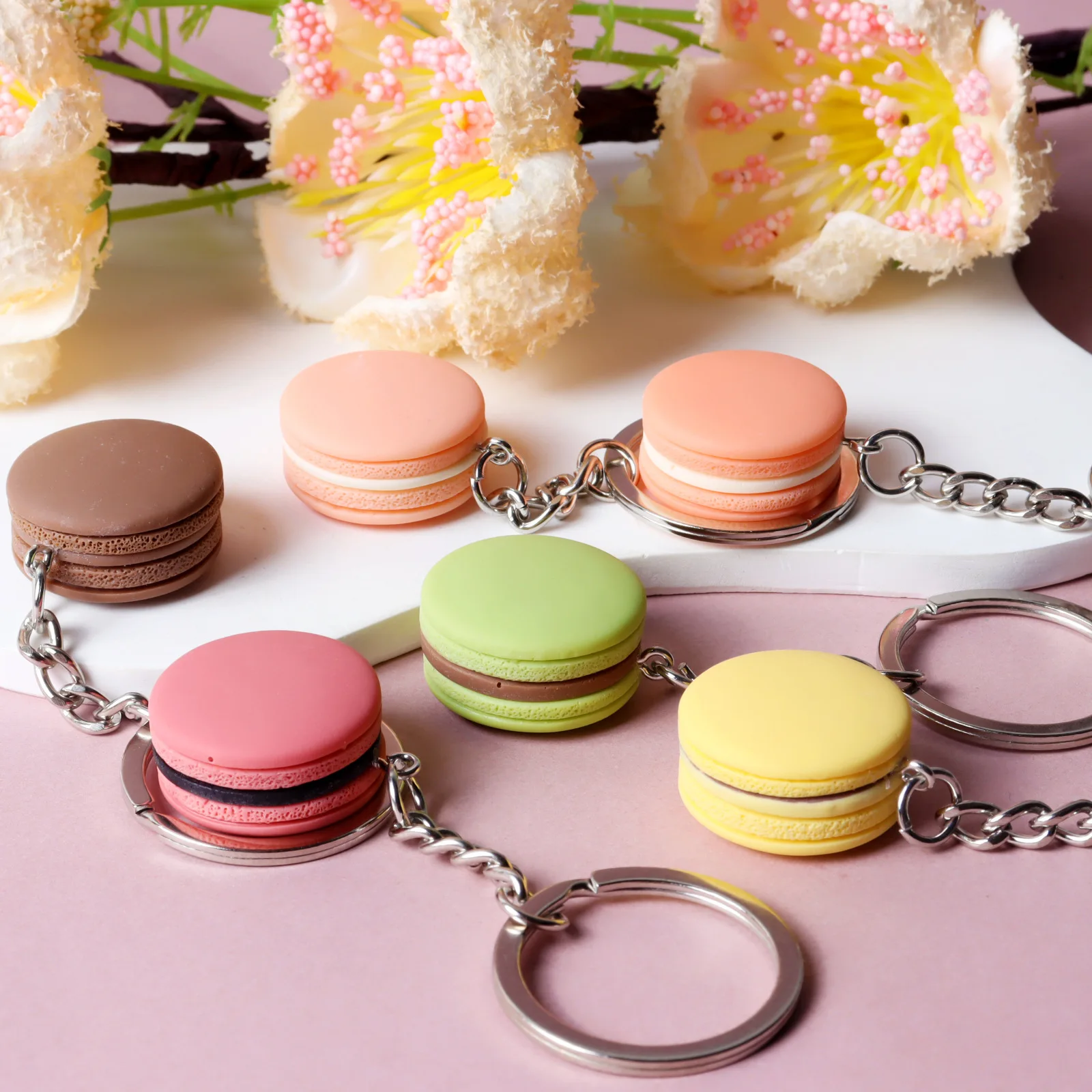 Laduree-Llavero de macarrón para mujer, colgante de bolso de macarrón, pastel francés, pequeño colgante de hierro, colgante de bolso de moda, regalo exquisito
