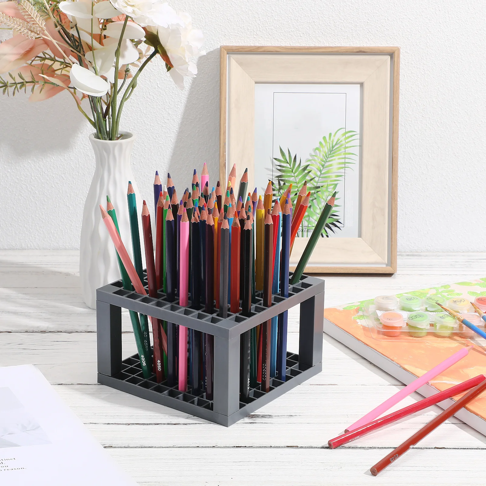 

96-Hole Insert Pen Brush Holder Plastic Desk Organizer Stand Large Capacity Paint Brush Storage Rack for Art Supplies