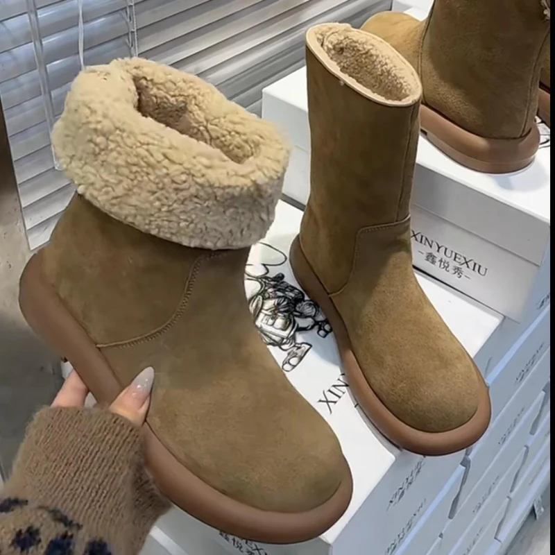 

Warm Fleece Lined Pure Leather Flat Heel Mid-Calf Snow Boots Women's Winter Booties Comfortable Rubber Sole Round Toe Booties
