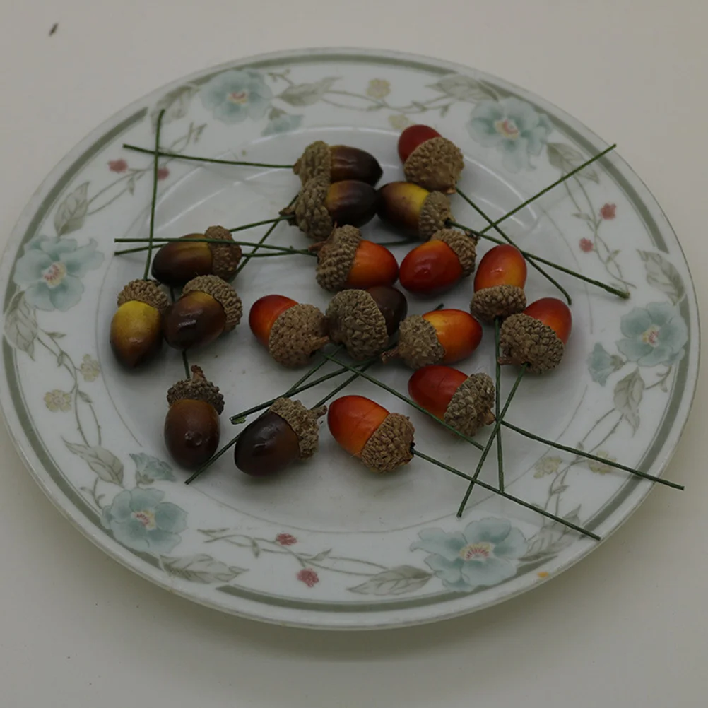 

20pcs Simulation Acorn Decor Natural Cover Foam Base Lifelike Decorative Nuts For Christmas Party Wedding Home Garden Decoration