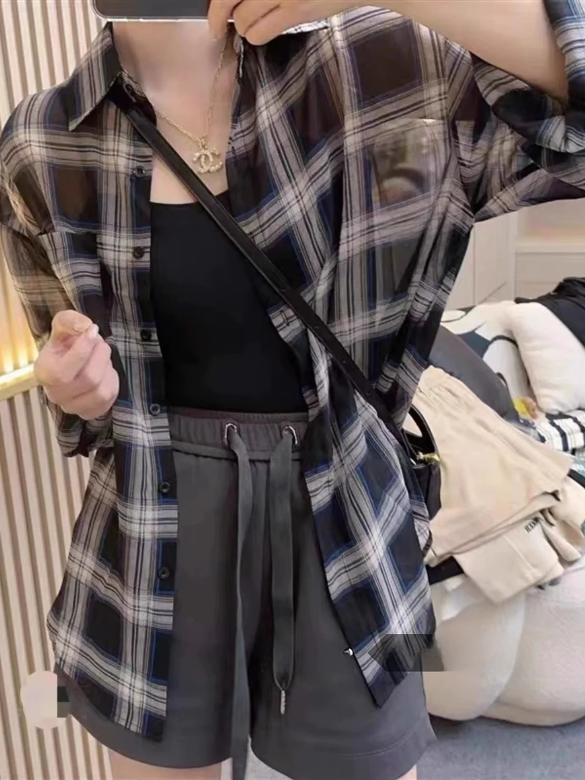 

Retro Embroidered ort Sve irt Women's Loose Fit Casual Plaid irt Slimming Top Winter New Arrival Collar Button