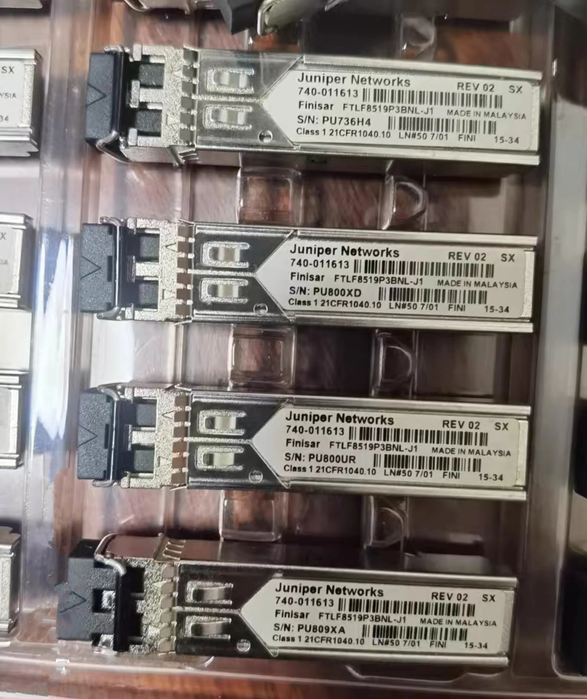 Original New 1PACK Juniper Networks Transceiver 1.25G 850NMSR 740-011613 FTLF8519P3BNL-J1 1G SFP Optical Fiber