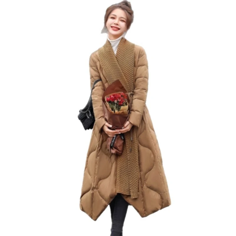 سترة نسائية جديدة لعام 2025 سترة شتوية عصرية طويلة معطف أبيض من ريش البط سترة دافئة
