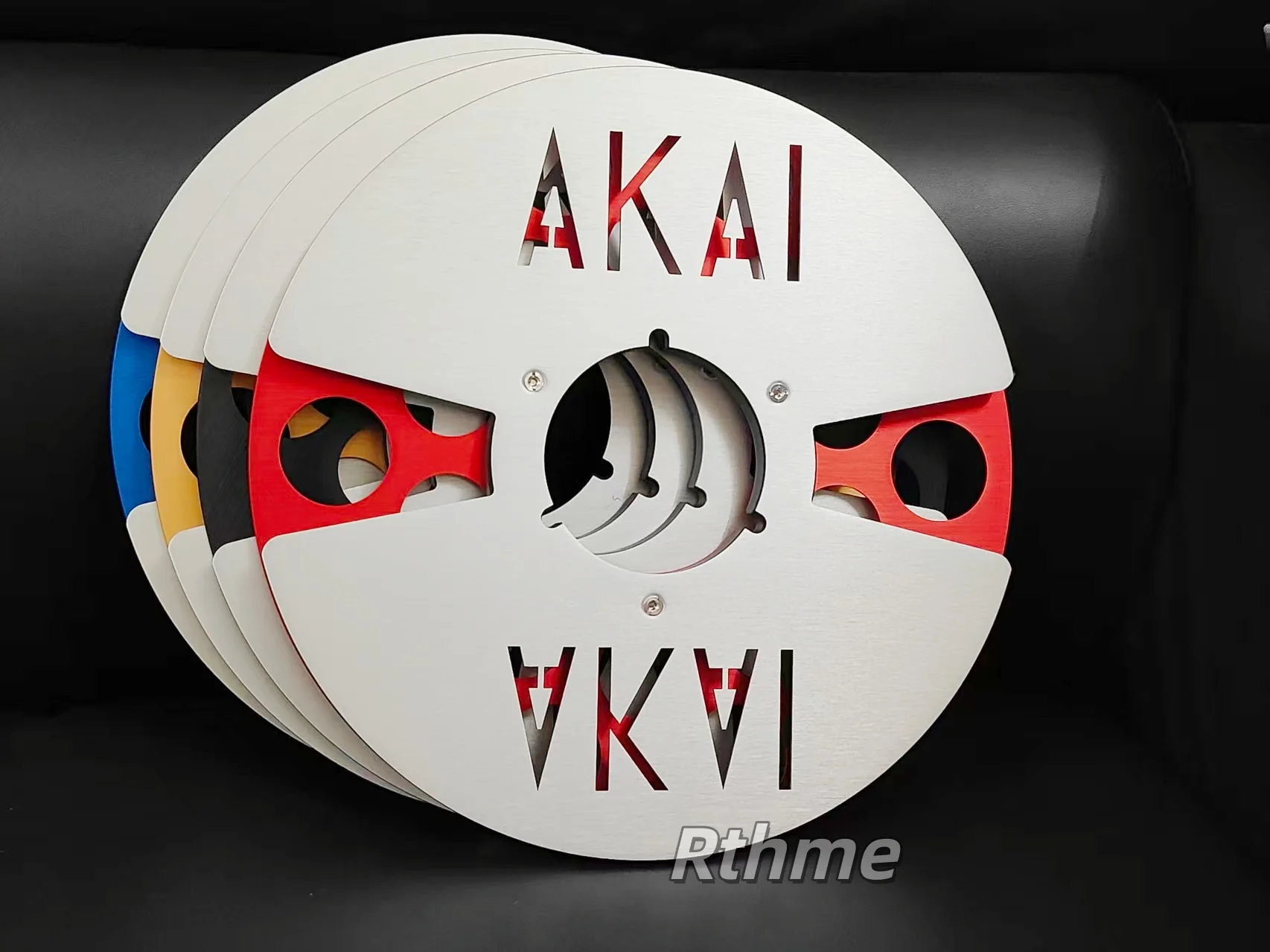 

Алюминиевые черные пустые катушки 10 дюймов x ¼ дюйма для магнитофонов AKAI (для намотки ленты)