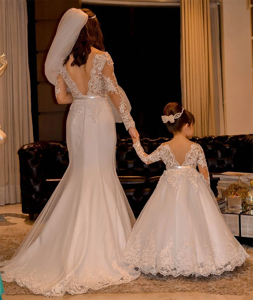 Lovely A Line Party Dress for Wedding Luxury Long Sleeves Off Shoulder White Lace Flower Girl Dresses Customized