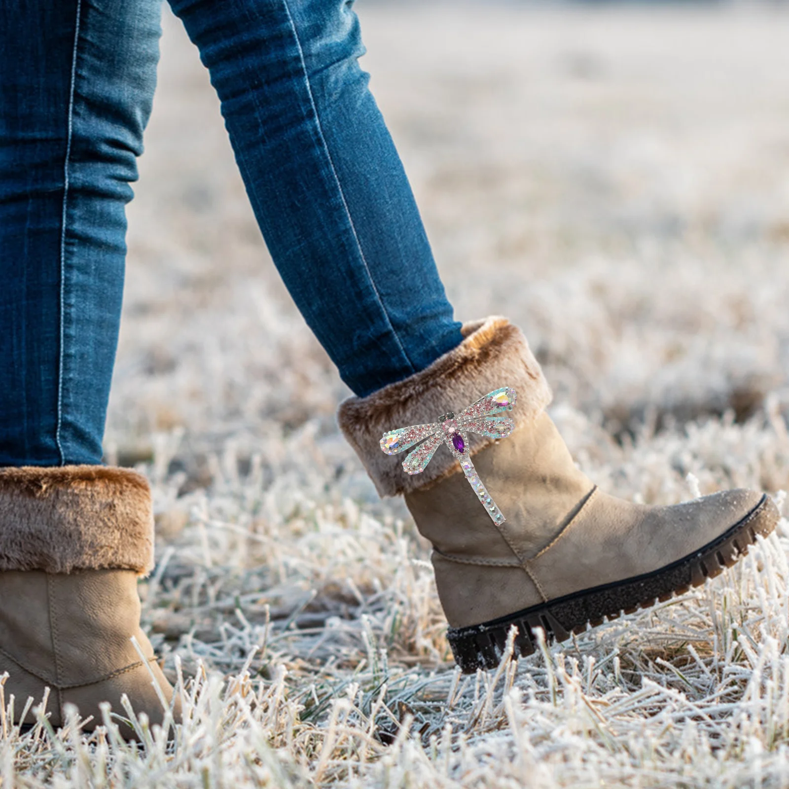 

Iron on Rhinestone Patch Applique Dragonfly Badge for Clothing DIY Shoes Bags Hat Decorative Accessories Wedding Dress