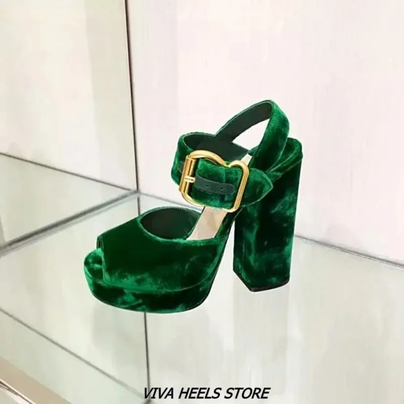 

Women's Green Velvet Chunky Heel Buckled Sandals Peep Toe Platform High Heels Luxury Designer 2025 Cheap Women's Party Shoes