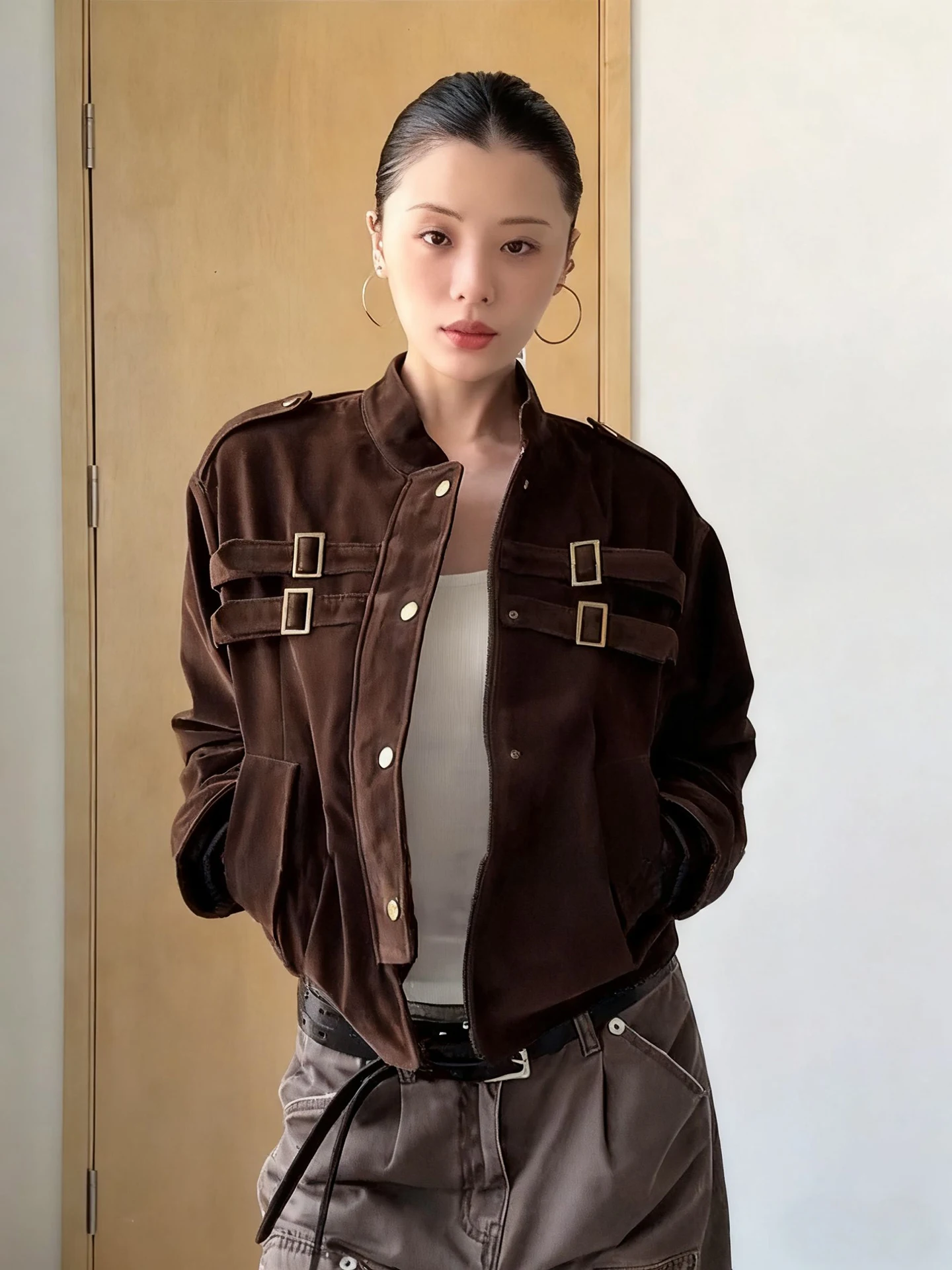 

Винтажная мужская замшевая куртка в бейсбольном стиле с воротником-стойкой, осенняя, в американском рабочем стиле, свободного кроя, дышащая верхняя одежда
