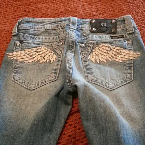 American Vintage Y2K Rhinestone Wing Embroidered Jeans Womens Blue Low Rise Flared Denim Pants with Studded Pockets Streetwear