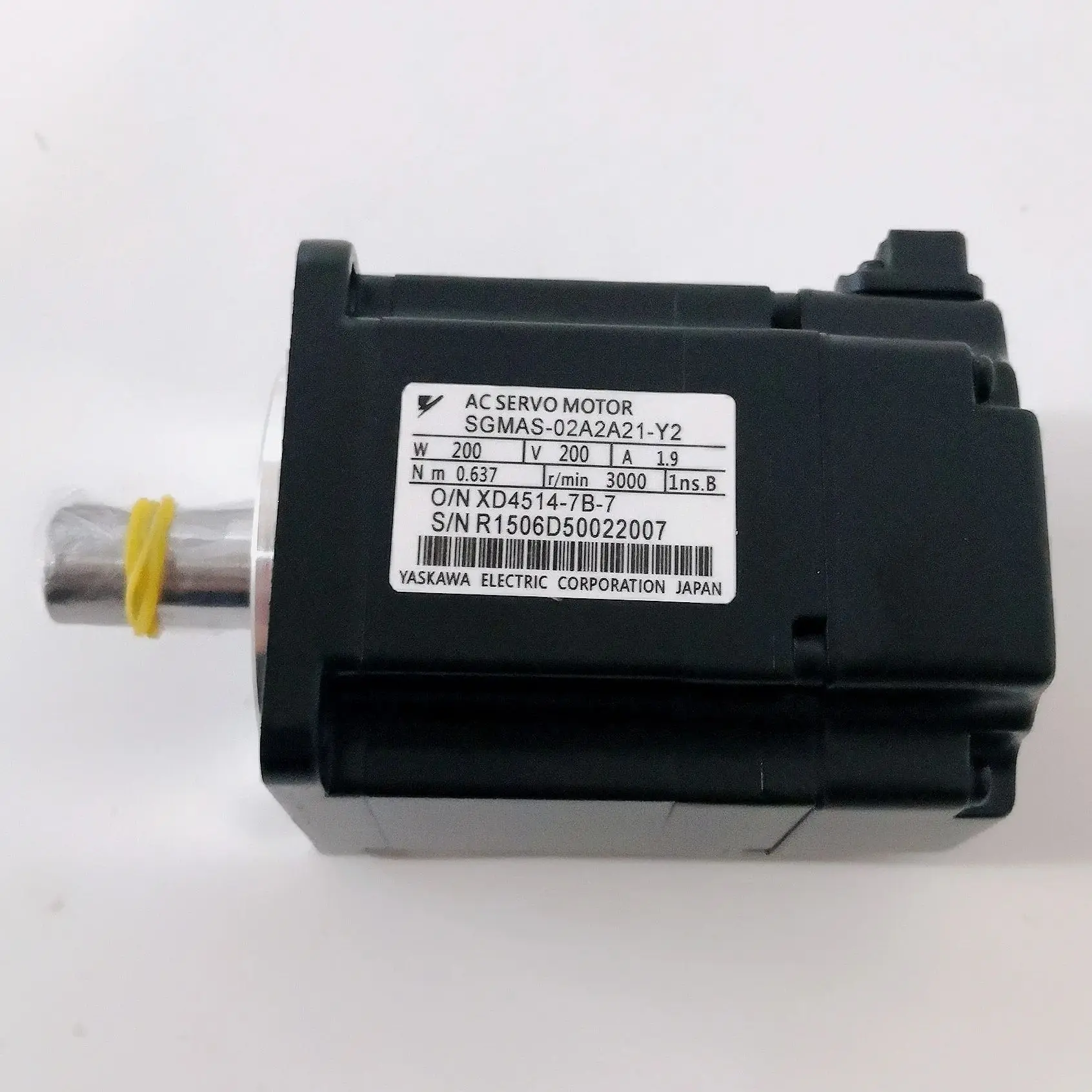 SGMAS 02A2A21 Y2 Brand New Servo Motor，SGMAS-02A2A21-Y2，Fast shipping
