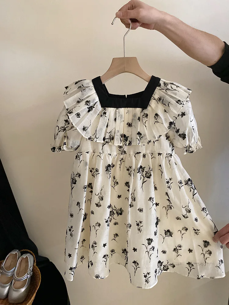 French dress2024Summer New Little Girl Floral Bubble Sleeve Skirt Western Style Square Collar Graceful Princess Dress