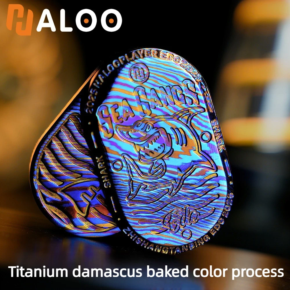 HALOOPLAYER EDC Sea Shark Rhythm, Juguete Mecánico de Titanio Damasco de Edición Limitada, Tipo Push-and-Rotate