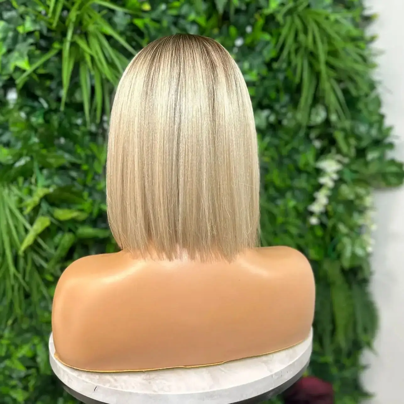 

Лидер продаж, короткие синтетические парики Ombre Bob Ash Blonde, высококачественный натуральный прямой парик для белых женщин, термостойкий для ежедневного использования