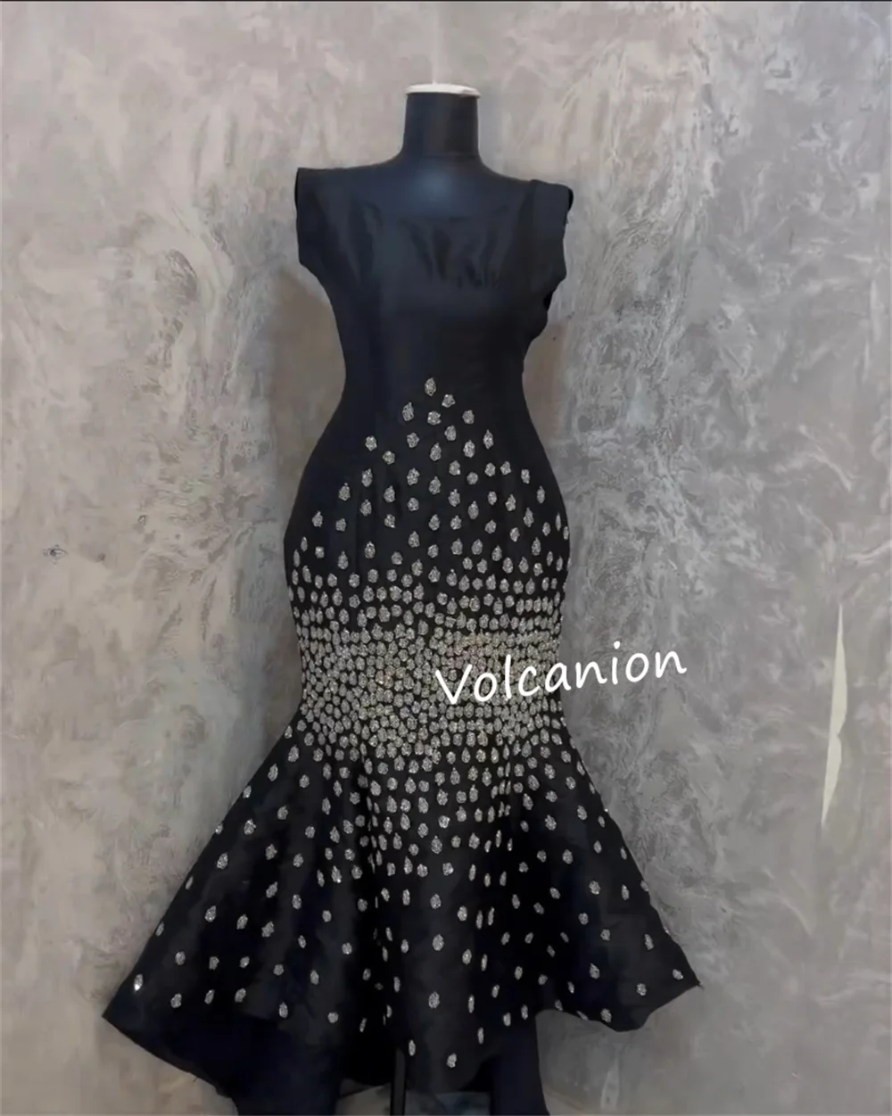 カスタマイズされたシャルムーズビーズマーメイド O ネックミディドレスオーダーメイドの機会イブニングエレガントなファッション高品質