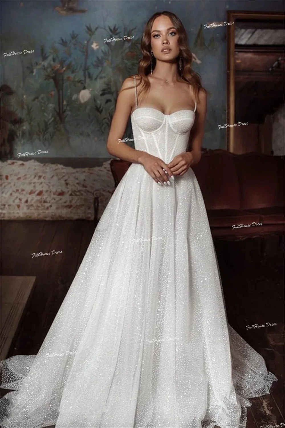 カスタマイズされた光沢のあるスパンコール恋人襟ポケットウェディングドレス A ラインバックレースアップフロアレングスブライダルドレスコート付き