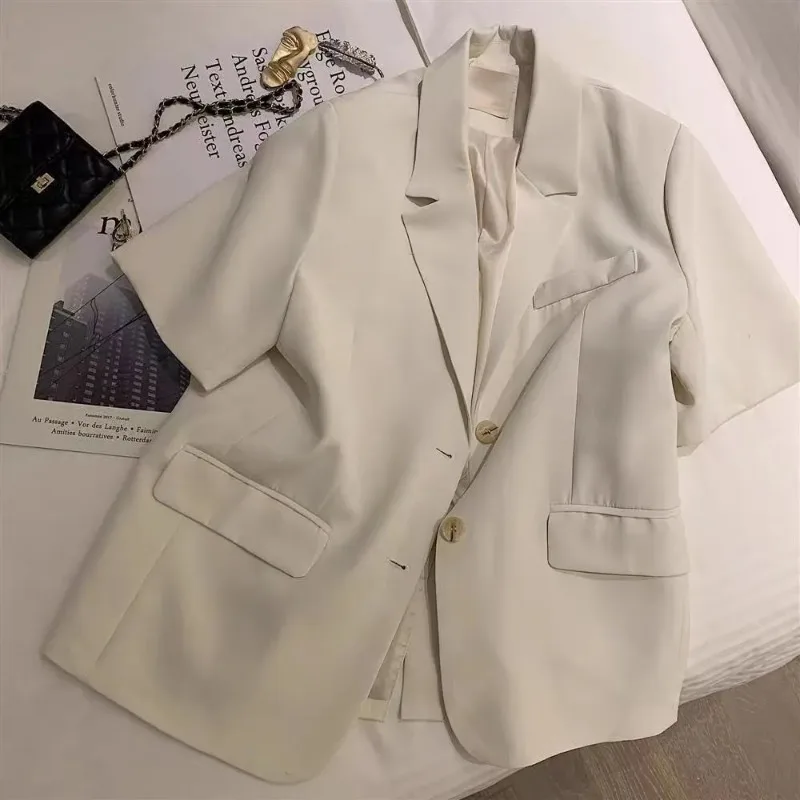 

Women's White Short Sleeve Two Button Blazer Casual Office Blazer with Pockets