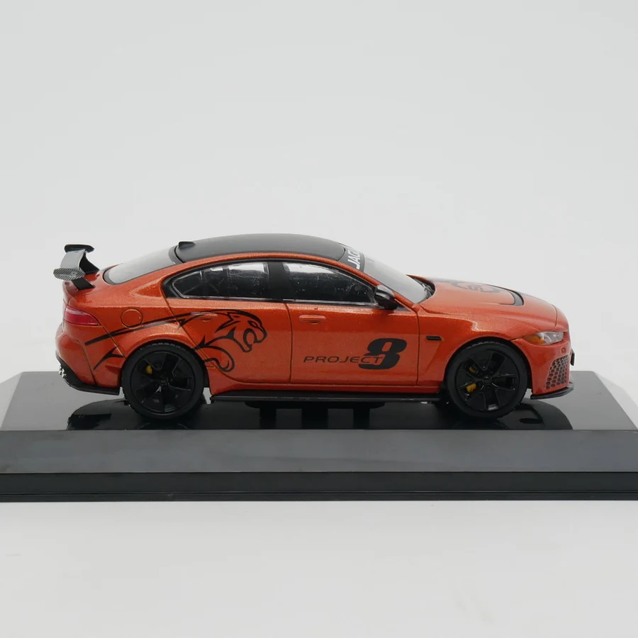 Ixo 1:43 Jaguar Xe Sv Project 8 2017 Diecast Automodel Verzamelt Metalen Speelgoedauto