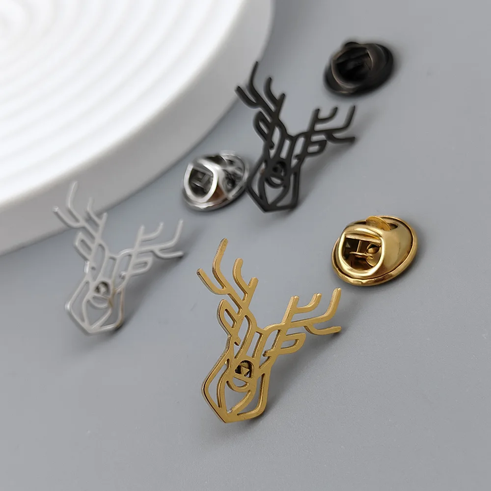 Deer Head Pattern Brooch for Mens Luxury Stainless Steel Hollow Animal Lapel Pin Clothing Accessories Christmas Party Gifts