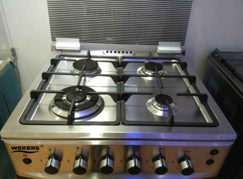 Freistehende 4-Flammen-Gasherde mit Backofen