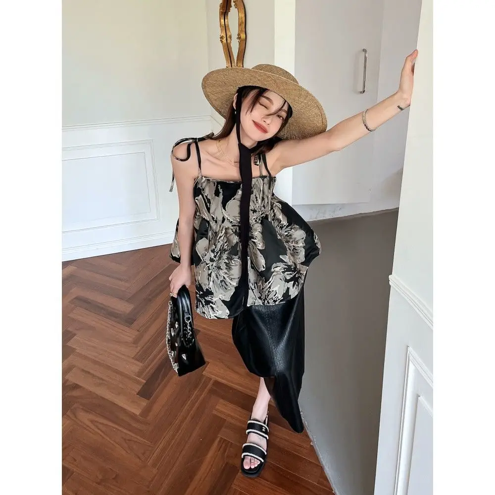 

Spring and Summer New Design with Lace-up Bows and Puffy Straps, Worn As A Top or A Tank Top for Women