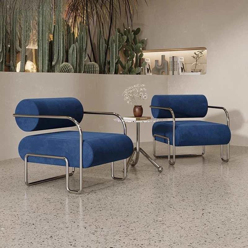 

Stainless steel creative leisure Bauhaus single sofa chair, light luxury reception chair