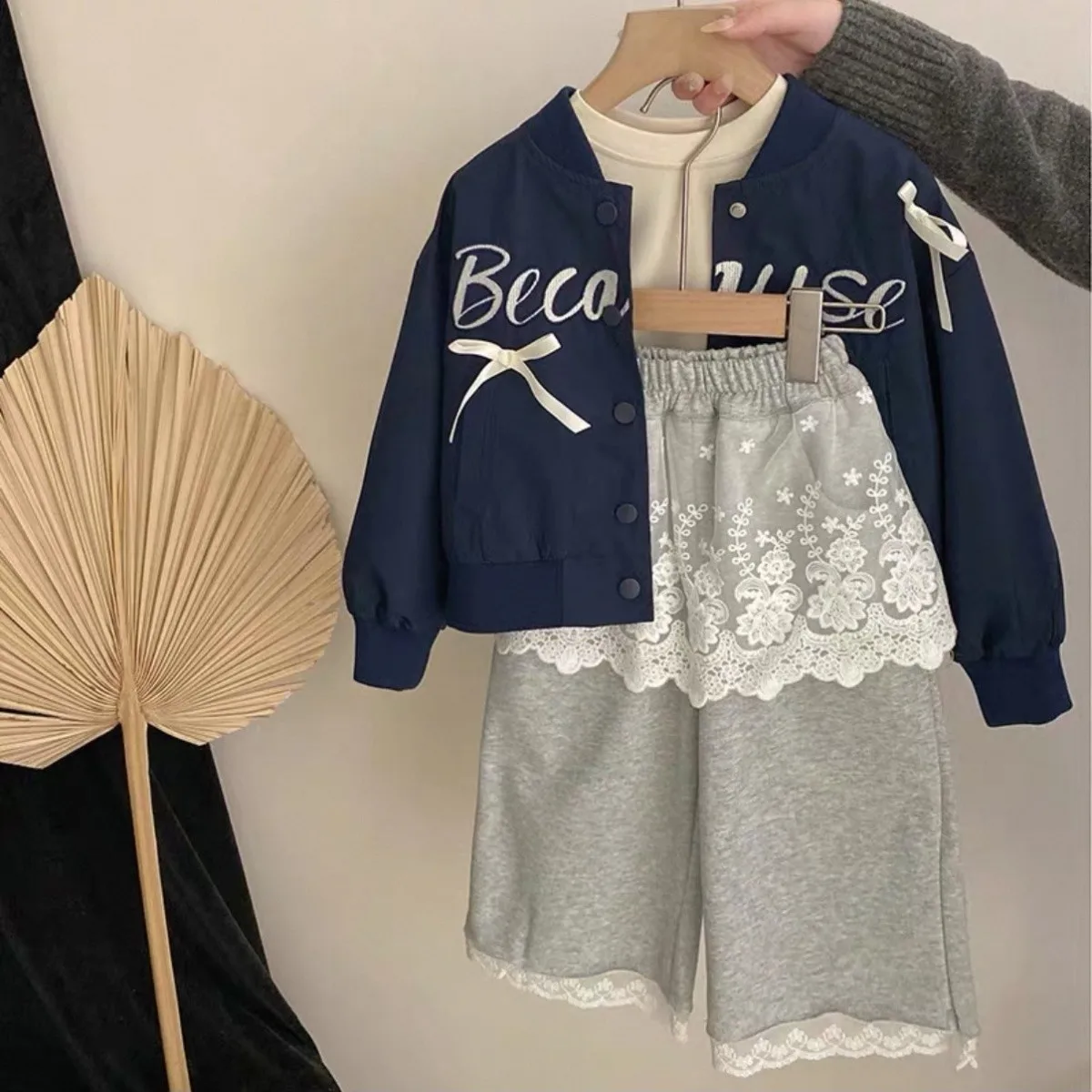 Girls Clothes Set 2025 Spring and Autumn Western Style New Fashionable Children's Bow Baseball Jacket Top Pants 2-piece Set