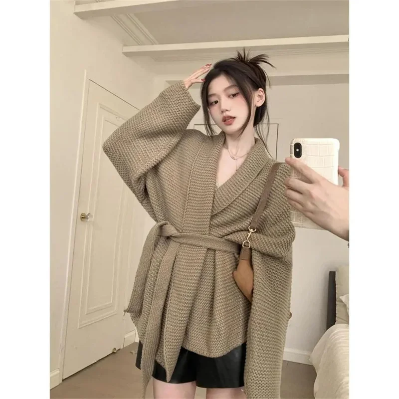 

French High-end V-neck Cardigan Jacket for Women in Spring Autumn Lazy Style Waist Cinched Thick Knit Sweater Top With Straps WF