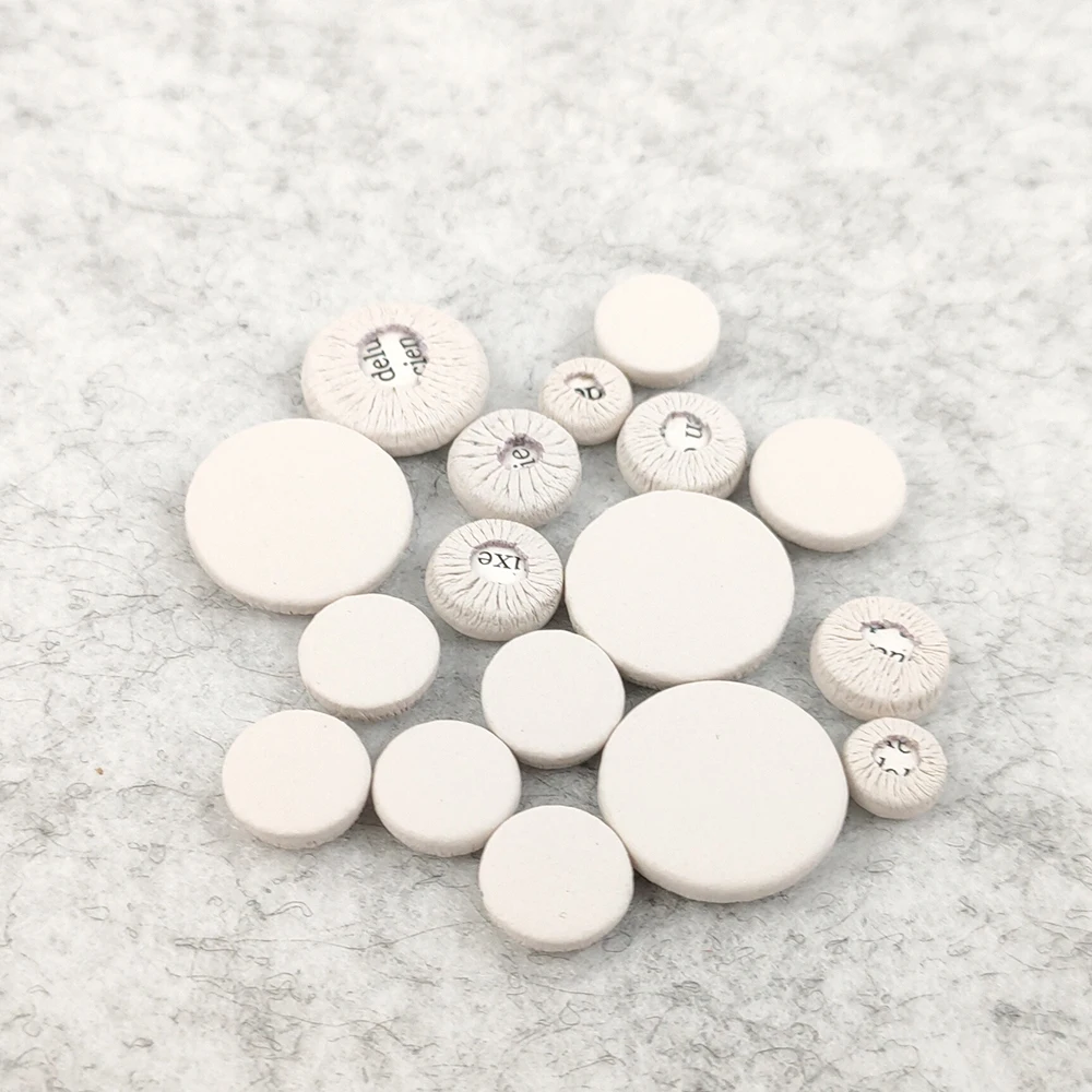 Klarinetten-C-Ton-Pads / Jedes Set mit 17 Pads / Schalllochmatte aus Schafsfell – Detail 3
