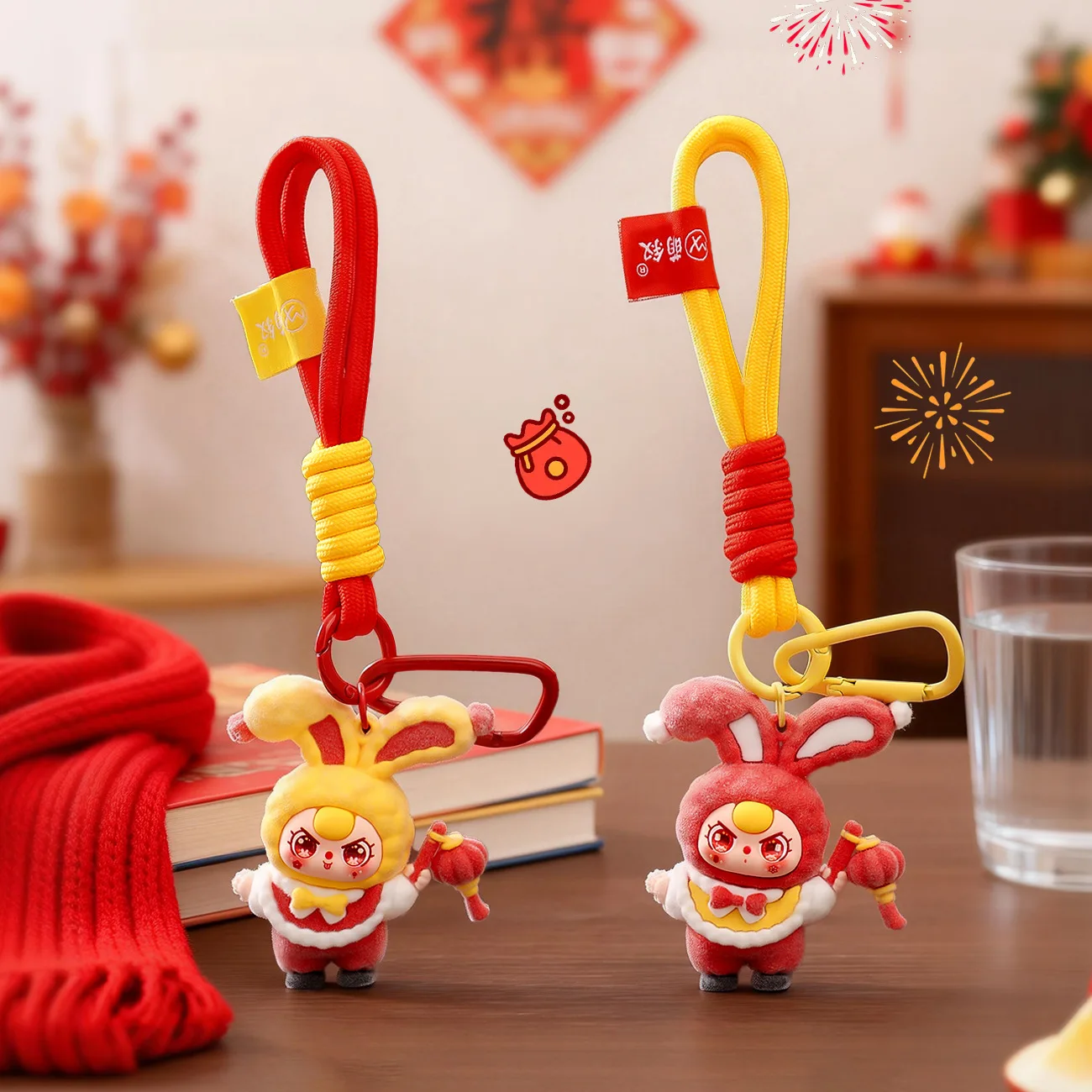 

New model Keychain Cute Doll Tide Play Live Match-up Living Small for gift