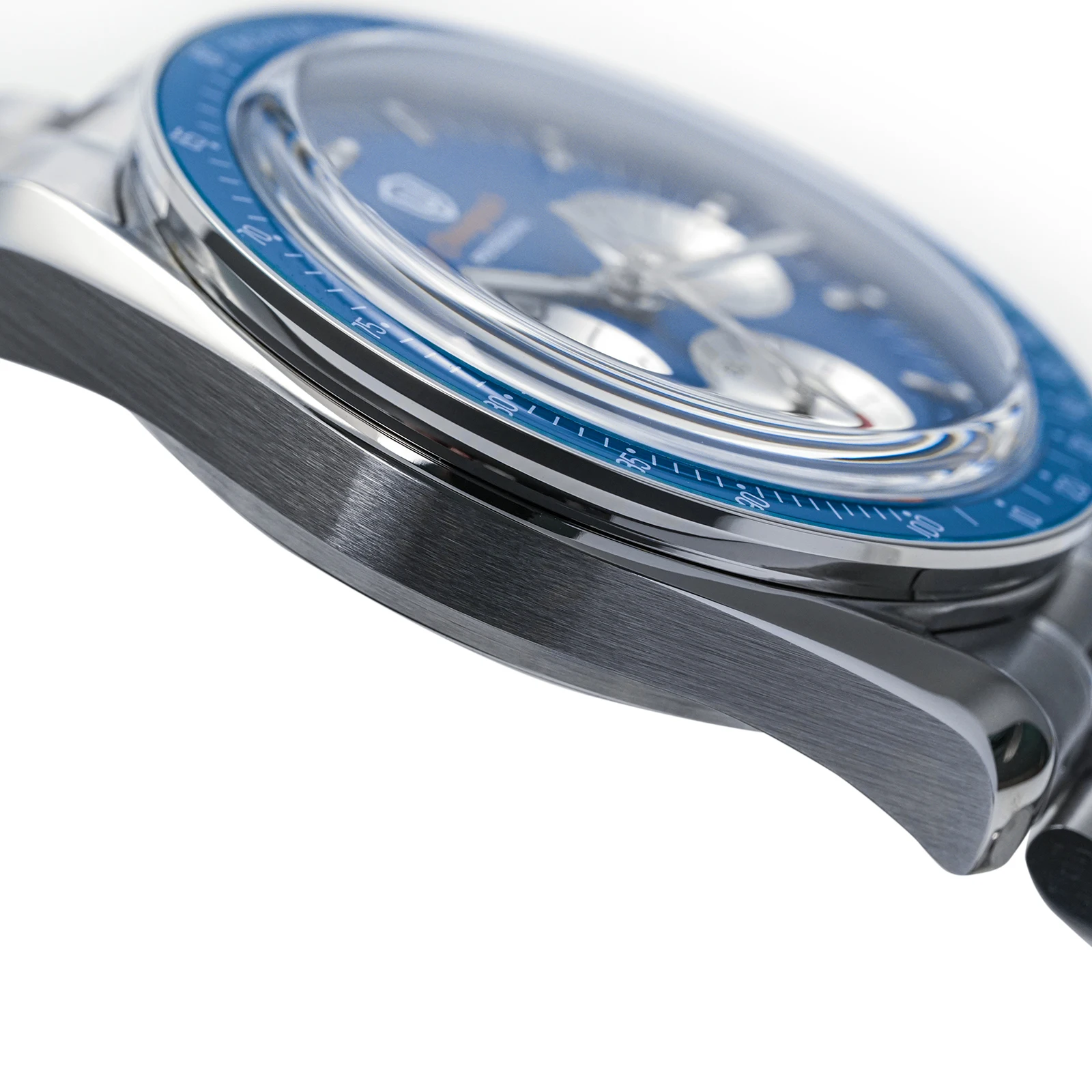Watchdives New WD1863 Quartz Watch VK63 Chronograph Movement