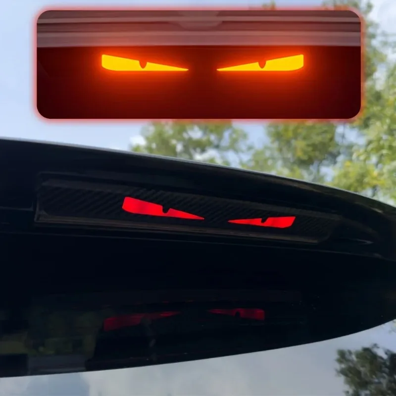 Monster Eyes Car Rear Light Sticker - Cartoon Devil Eyes Tail Light Decal, Carbon Fiber Pattern, Transparent Night Projection