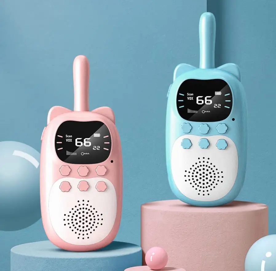 

2pcs Kids Walkie Talkie Rechargeable 1000mAh Handheld 0.5W 3km Radio Transceiver Interphone for Children Toys Birthday Gifts