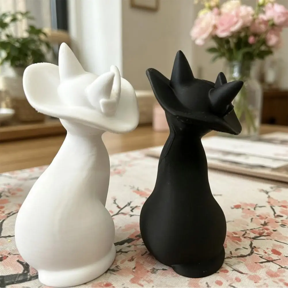 Hat-wearing Cat Figure 3d Printed Cat Figurine with Hat Molding Desktop Ornament Decorative Sculpture Accessory for Home Office