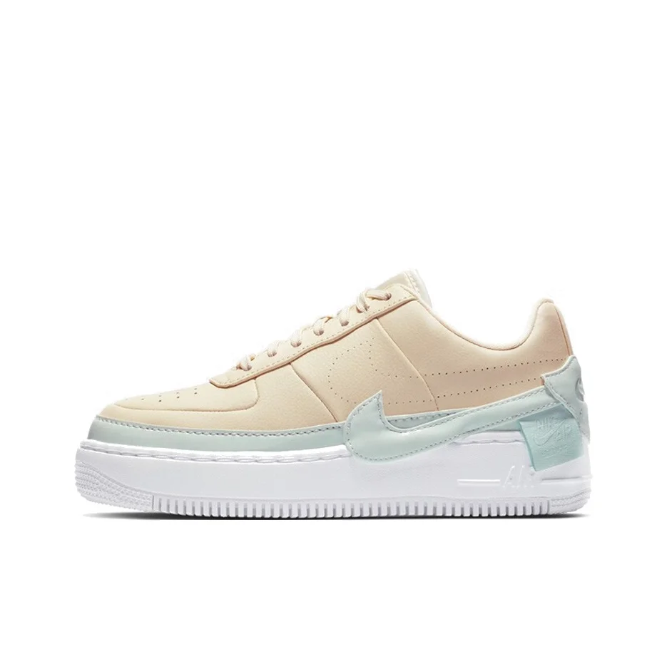 

Легкокремовые женские кроссовки Nike Air Force 1 Jester Xx AO1220-201