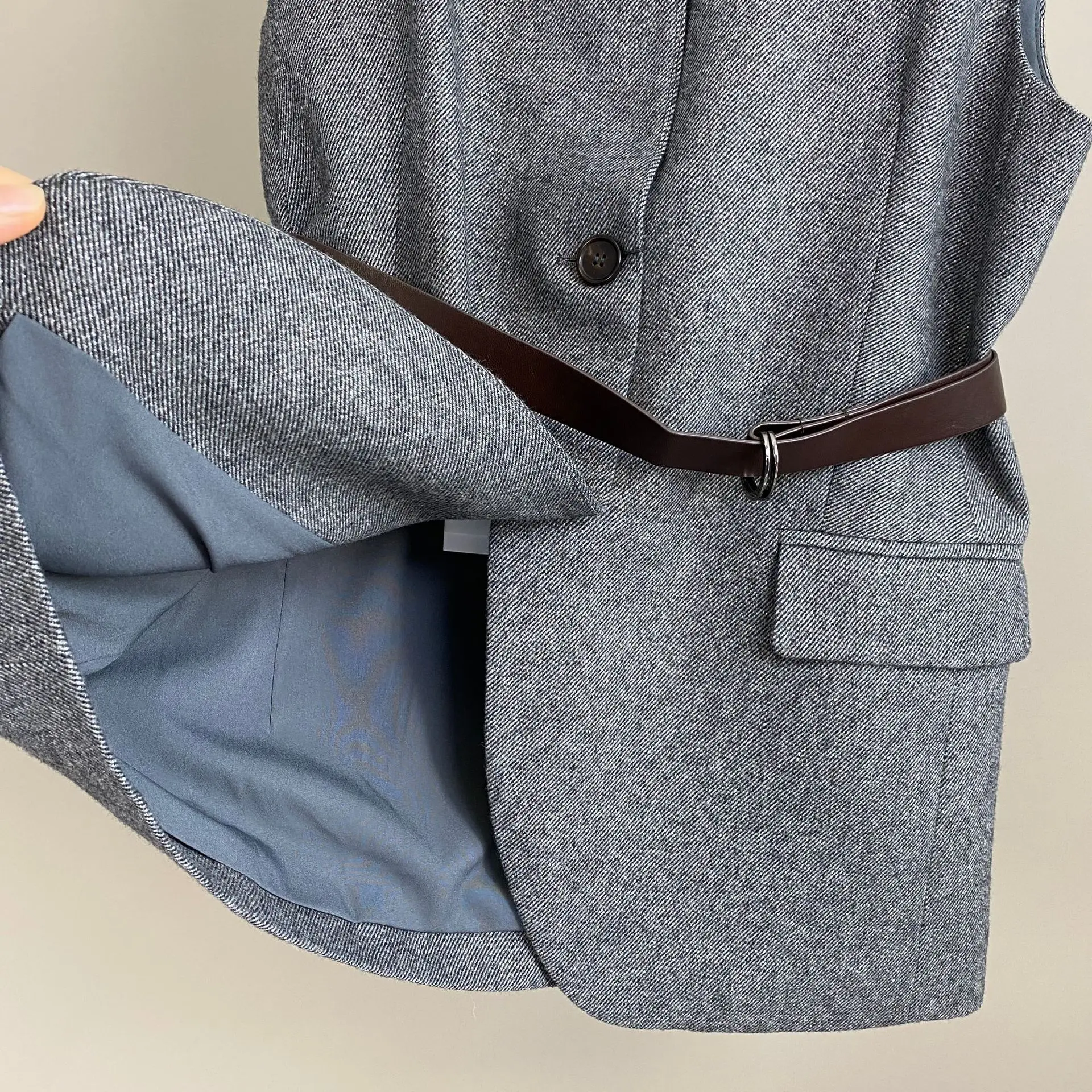 

Женский осенне-зимний новый шерстяной универсальный повседневный жилет с вертикальным воротником 2025 года