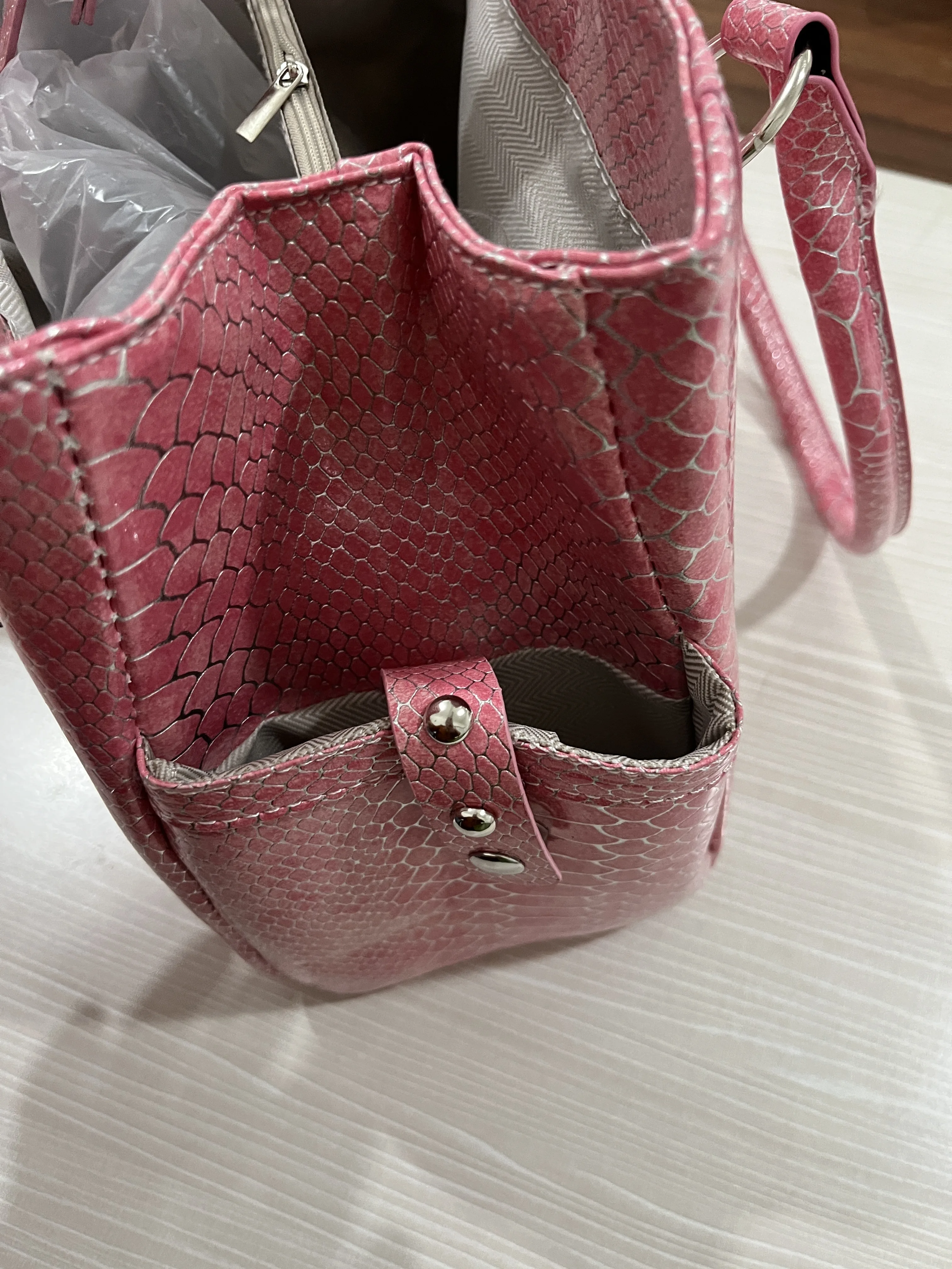 Umhängetasche mit Krokodilmuster und Prägung, Damenhandtasche mit großem Fassungsvermögen, Designer-Aktentasche, Y2k-Mädchen-Pendlermode-Handtasche, Rosa – Detail 24