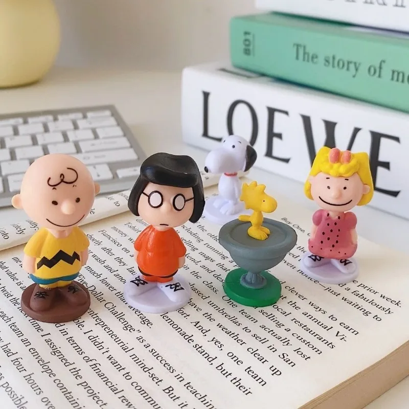 Baru SnoPy Woodstock Charlie Brown Sallybrowen Boneka Zhou Anime Kreatif Lucu Hadiah Dekorasi Samping Tangan Dekorasi Kartu Sederhana