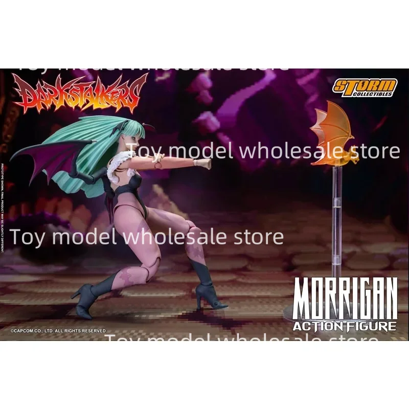 재고 있음 오리지널 스톰 토이 Darkstalkers Morrigan Aensland 애니메이션 액션 컬렉션 피규어 모델 장난감