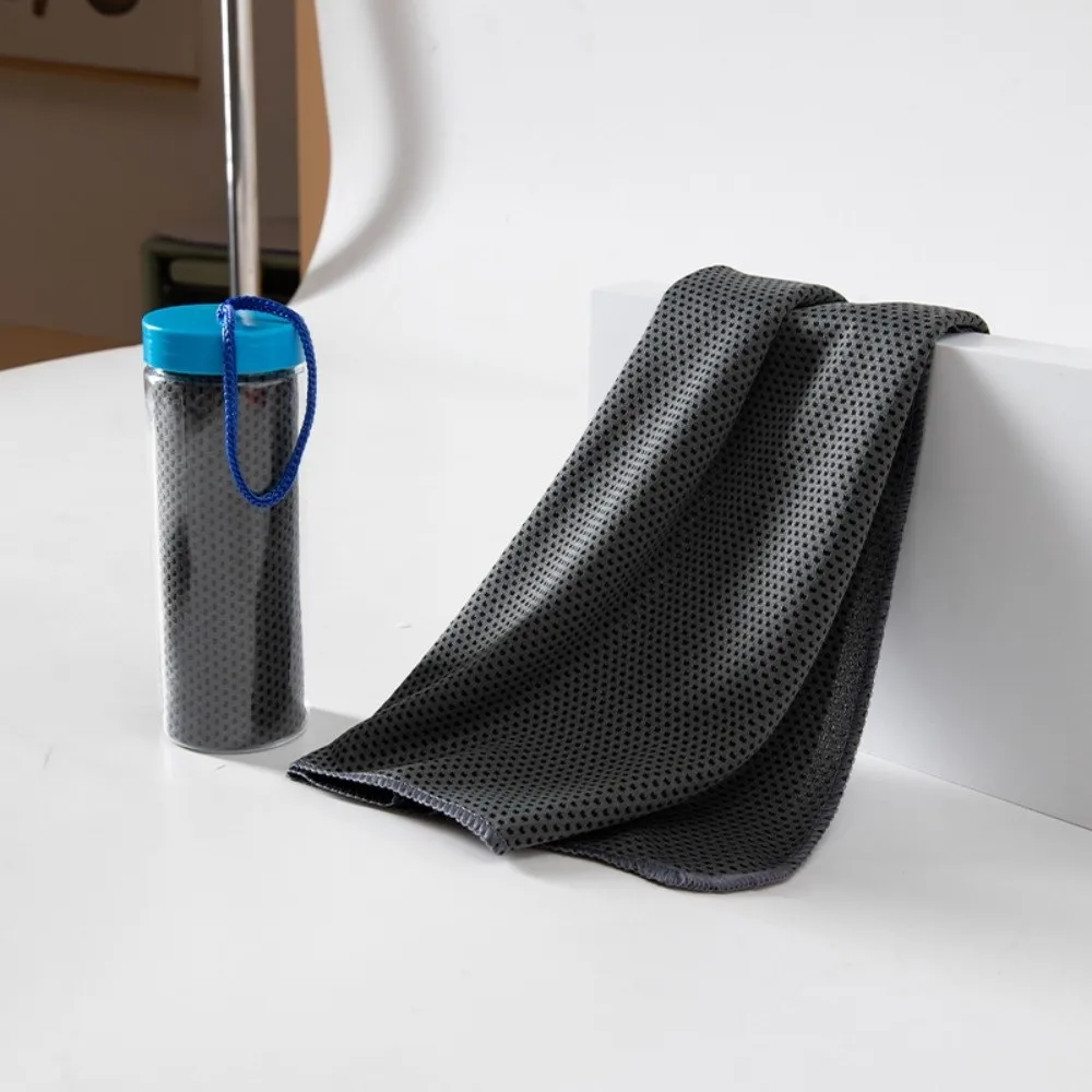 Durable Polyester Cooling Towel Cooling Fabric Breathable Mesh Sports Towel Hanging Strap Quick Dry Cold Feeling Towel Fitness