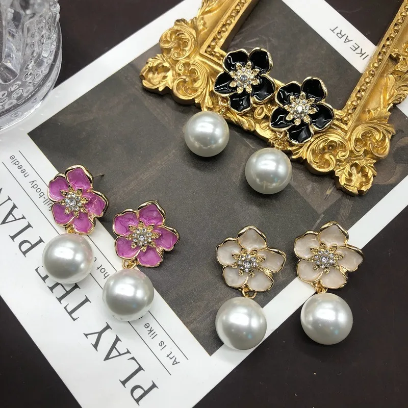 

Qingdao Jewelry Earrings Medieval Camellia Enamel Pearl Niche Earrings Stud Earrings Batch