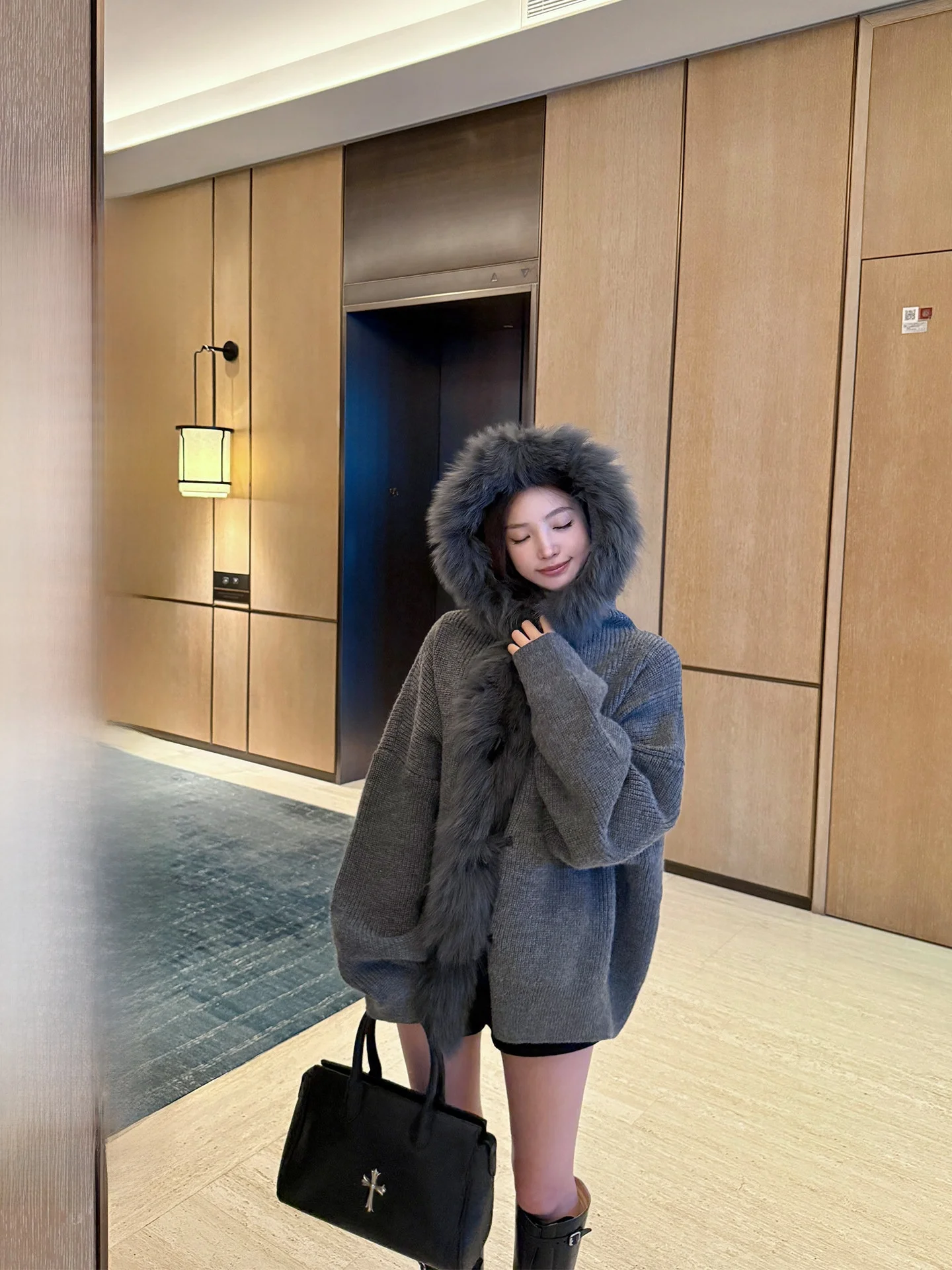 

Lazin Feel Fur Collar Hoodie Women's Winter Outerwear Casual Loose Long Sve Mid-Length Open Cardigan Knitted Sweater