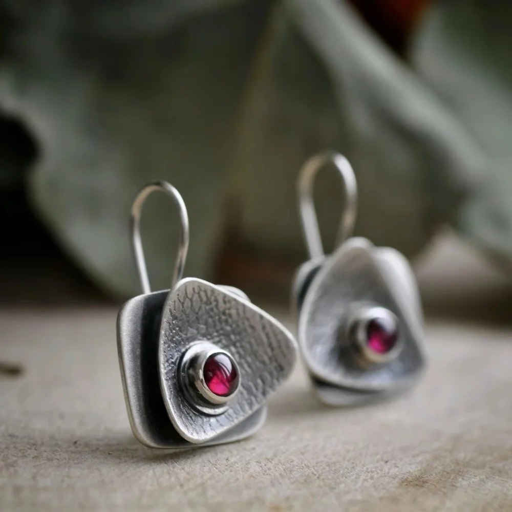 Purple and Red Stone Dangle Earring Creativity Vintage Ethnic Hand Carving Geomegetry Metal Hook Earrings For Womens Jewelry