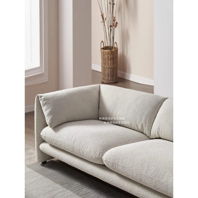 Nordic jagnięca pluszowa tkanina trzyosobowa sofa w prostym rzędzie, minimalistyczna sofa do mały salon ucha słonia