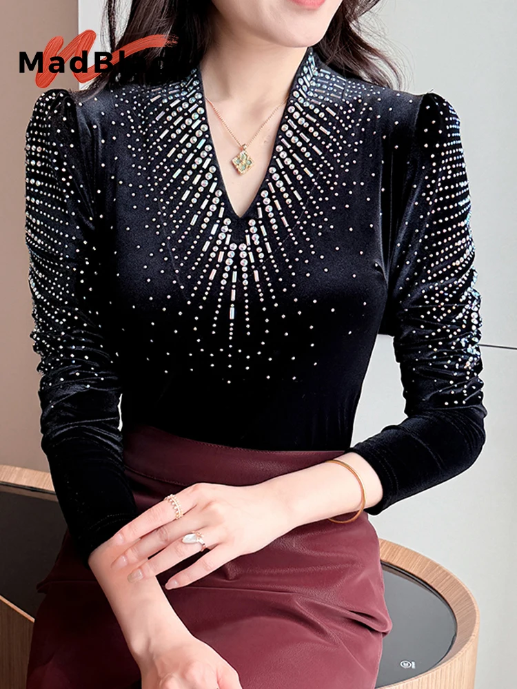 

MadBlack-Women European Velvet T-Shirt, Sexy V Neck Hot Diamond, Fashion Long Sleeve Slim S-3XL Tee, 2025 Winter New T5N479CC