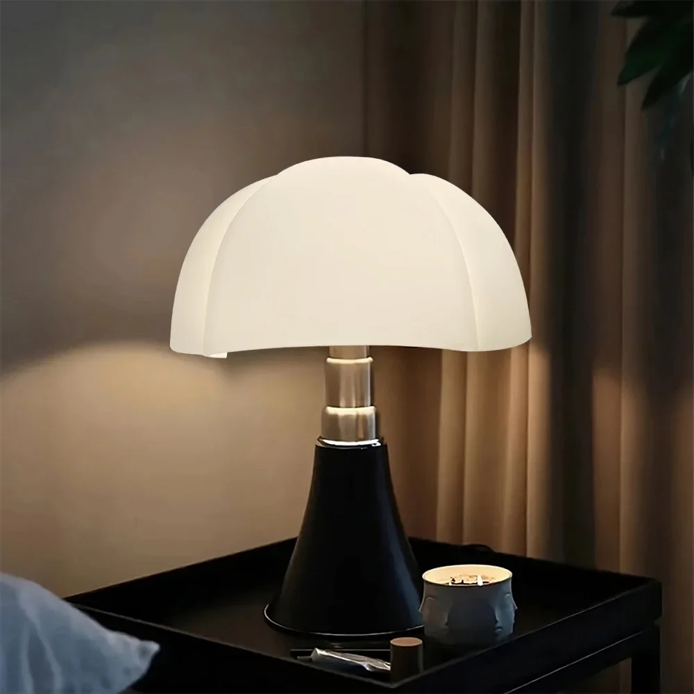 Modern LED Desk Lamp Glass Flower Lampshade Tabletop Decoration For Bedroom Bedside Living room Study Office Lighting Fixtures