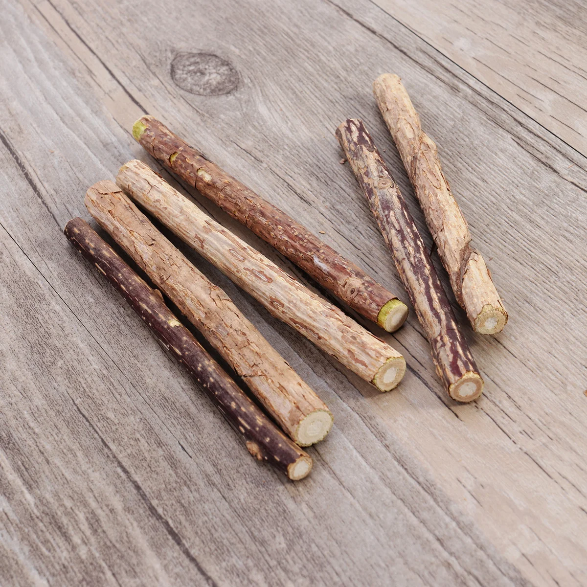 

6Pcs Natural Catnip Chew Kitten Oral Care Treat Cat Teeth Cleaning Prevent Diabetes Stabilize Blood