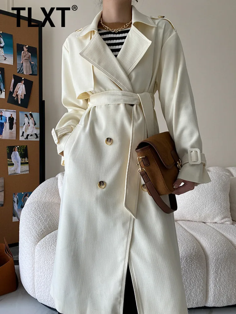 

TLXT Elegant Women's Minimalist Solid Windbreak Lapel Double Breasted Long Sleeve Overcoats Female Spring 2025 New XK1248