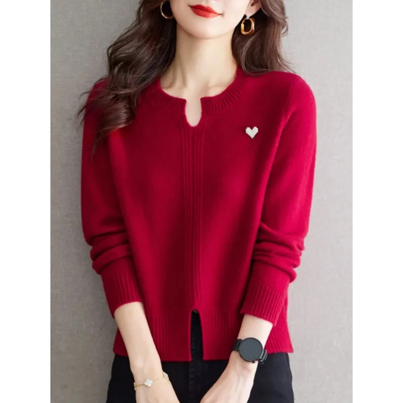 Damskie swetry na jesień i zimę w jednolitym kolorze